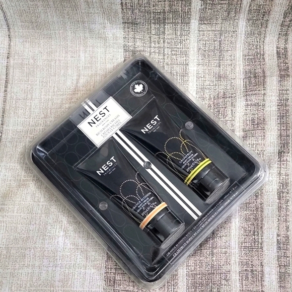 NEST Fragrances Black and Yellow Hand Cream Set - Picture 1 of 8